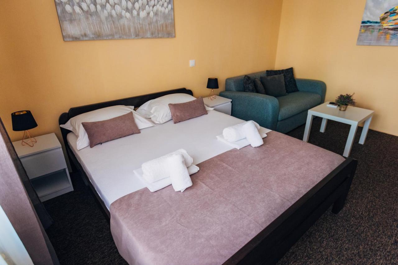 Laguna Green Guest House Ni Buitenkant foto
