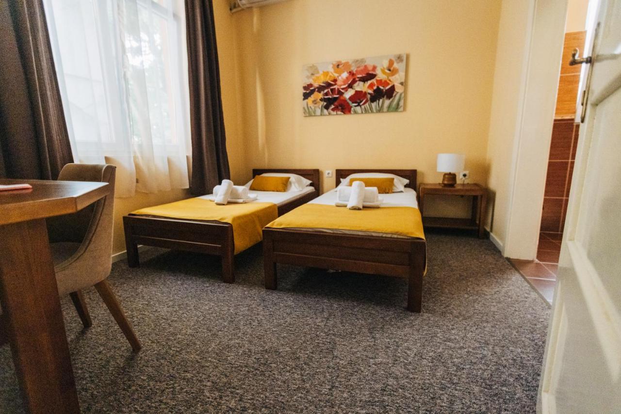 Laguna Green Guest House Ni Buitenkant foto